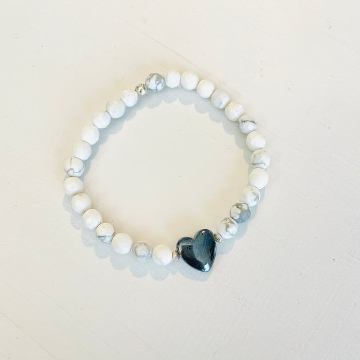 Howlite & Hematite Heart Gem Bracelet