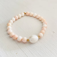 Focus on You Pearl & Conch Shell Bracelet