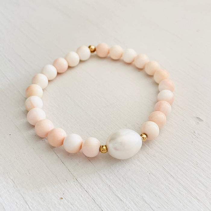 Focus on You Pearl & Conch Shell Bracelet