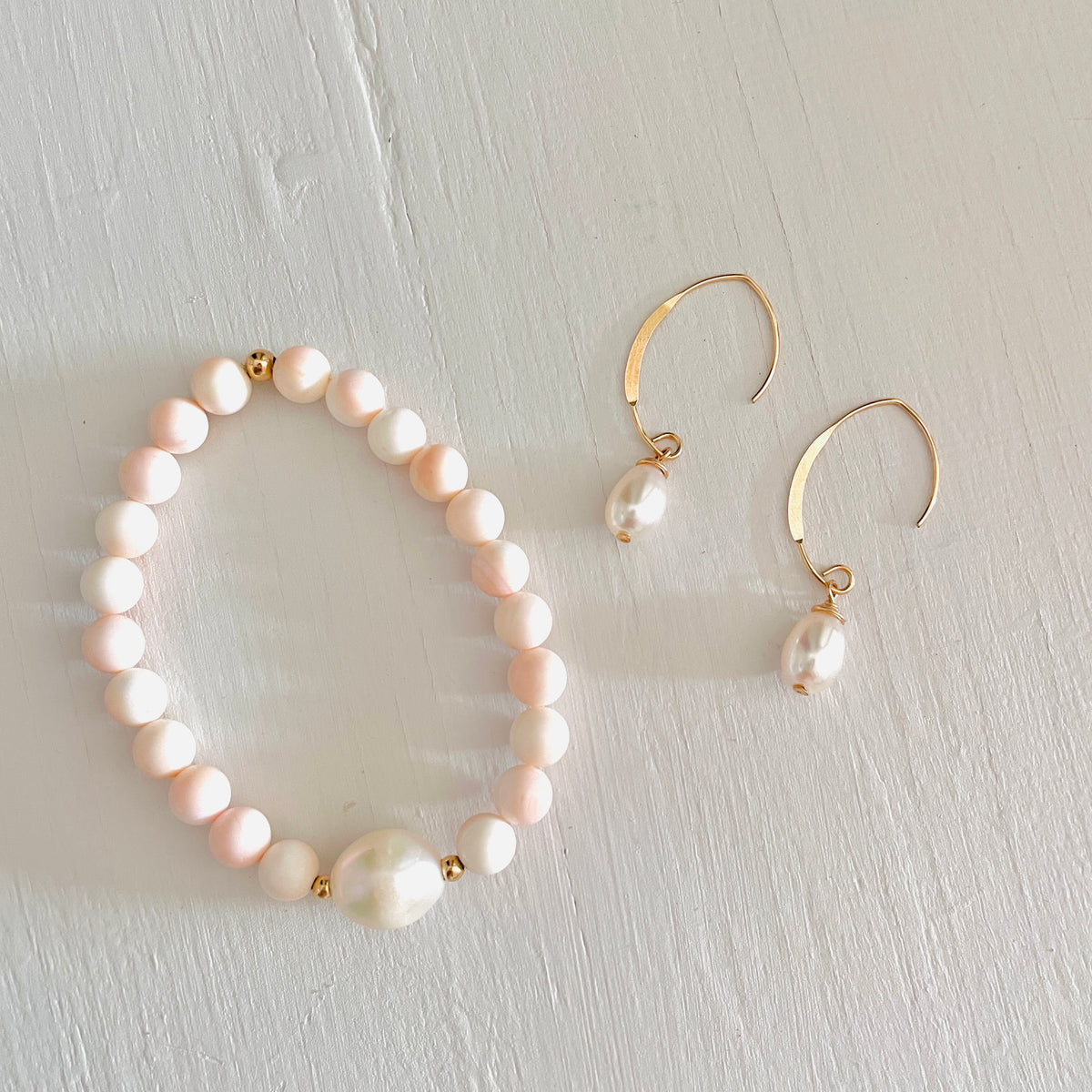 Pearl-fectly Unique Conch Gift Set