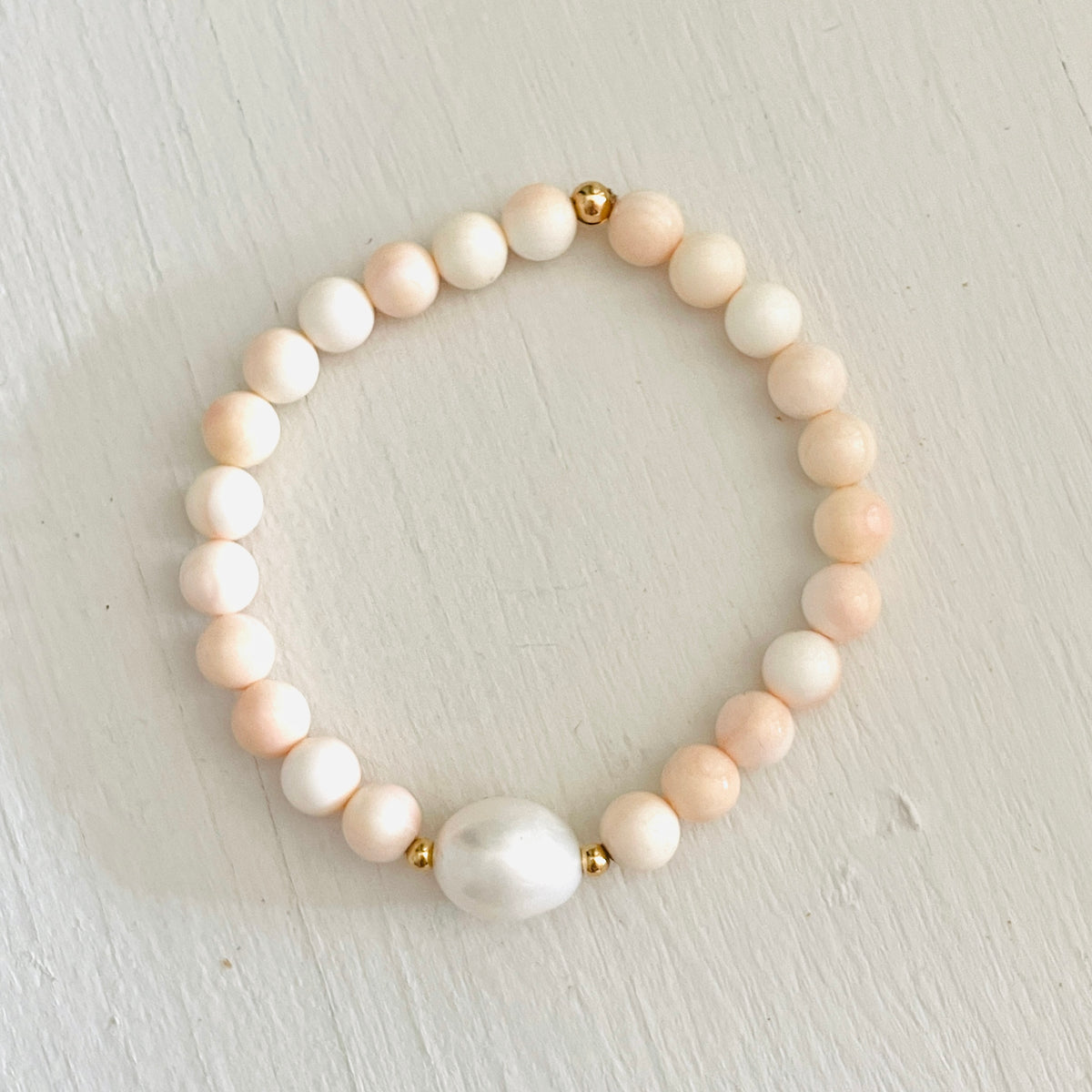 Focus on You Pearl & Conch Shell Bracelet