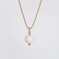 Simply Conch Shell Charm Necklace